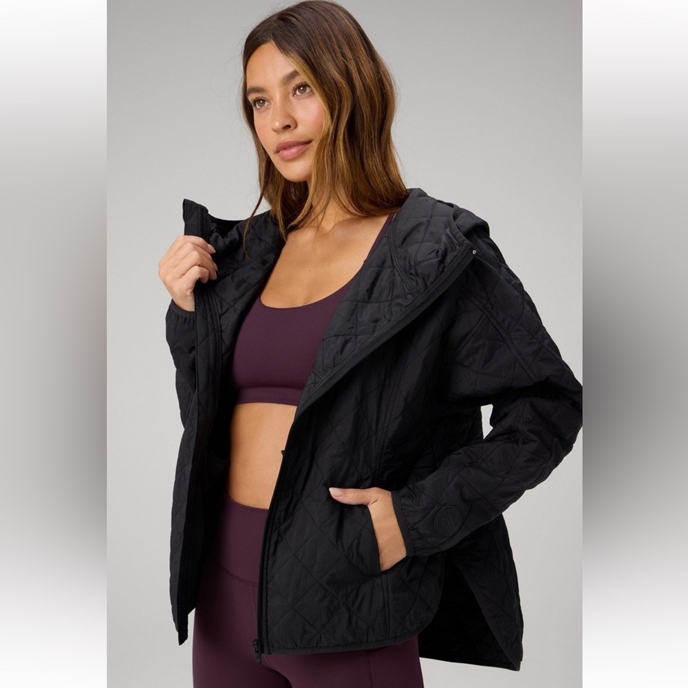 Fabletics Black Daydreamer+ Hooded Quilted Jacket - Picture 2 of 5